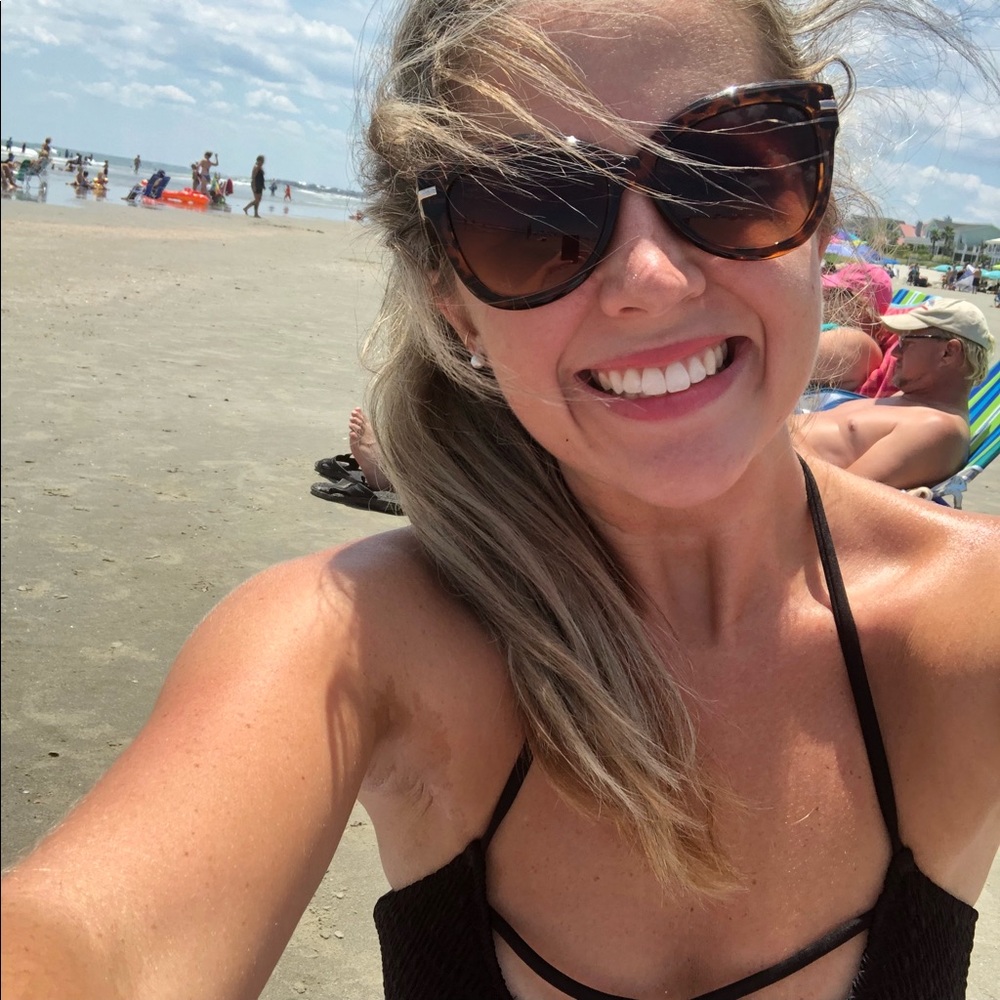 Meet your Posher, Danielle